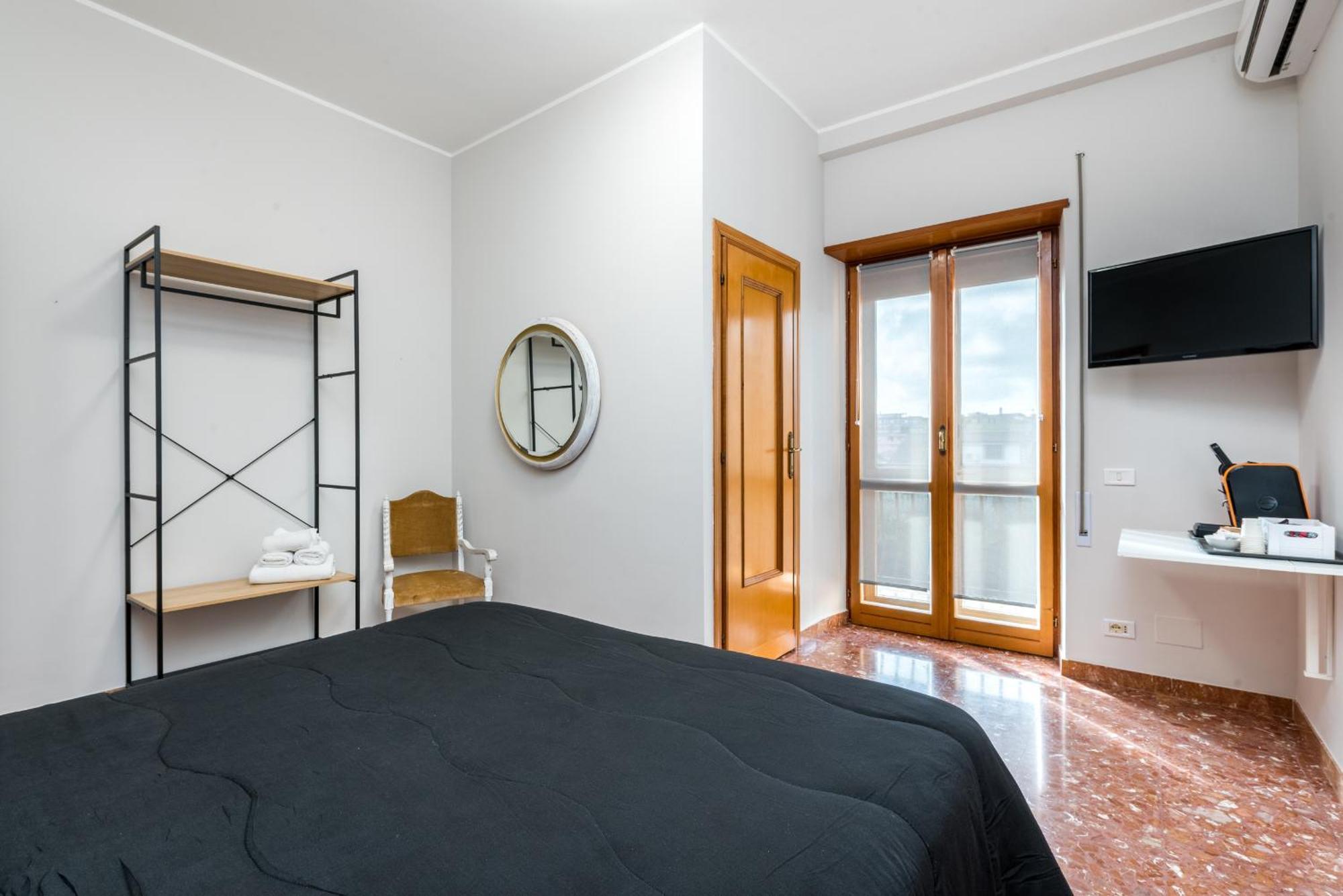 Travelershome Ciampino&morena Guest house *
