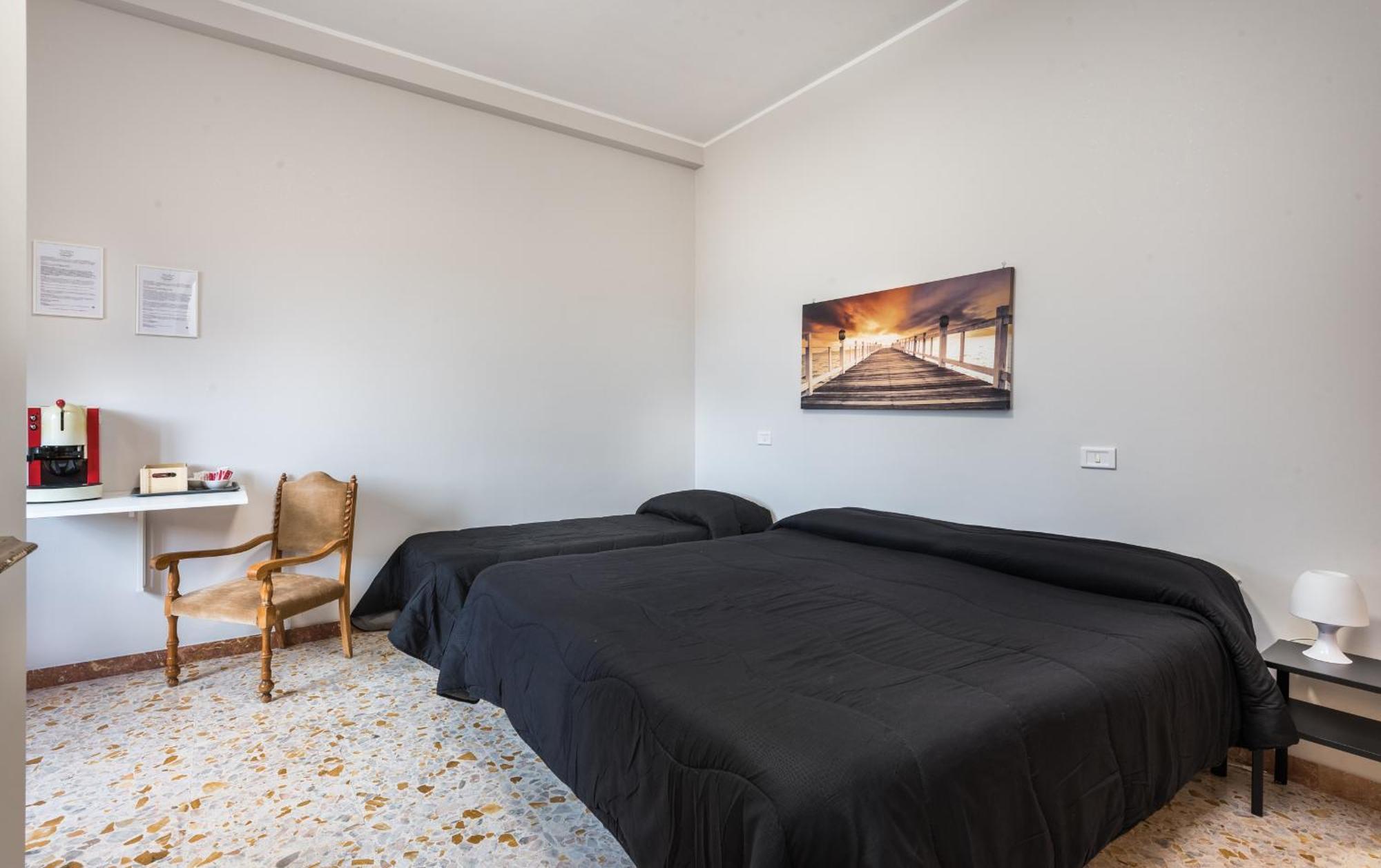 Travelershome Ciampino&morena Guest house *